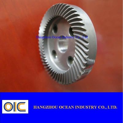 20 Degree Pressure Angle Spiral Bevel Gear Delivering Power Transmission and Accuracy 5 to 7 Engineered for Mechanical Operation fornecedor